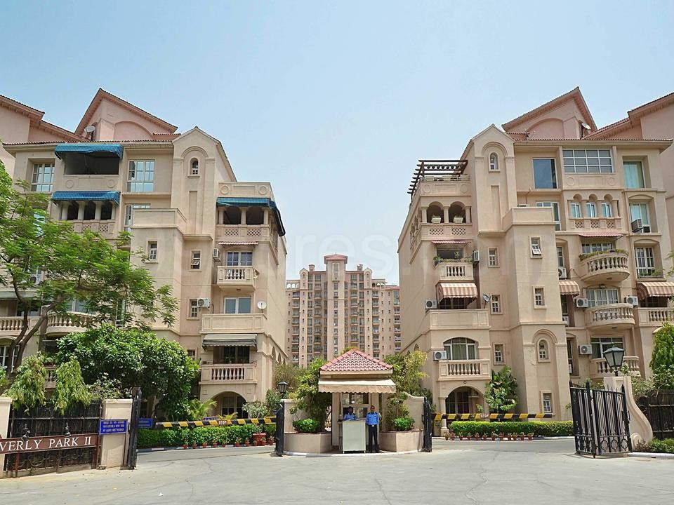 Pent House Sale DLF Beverly Park 1 Sector 25